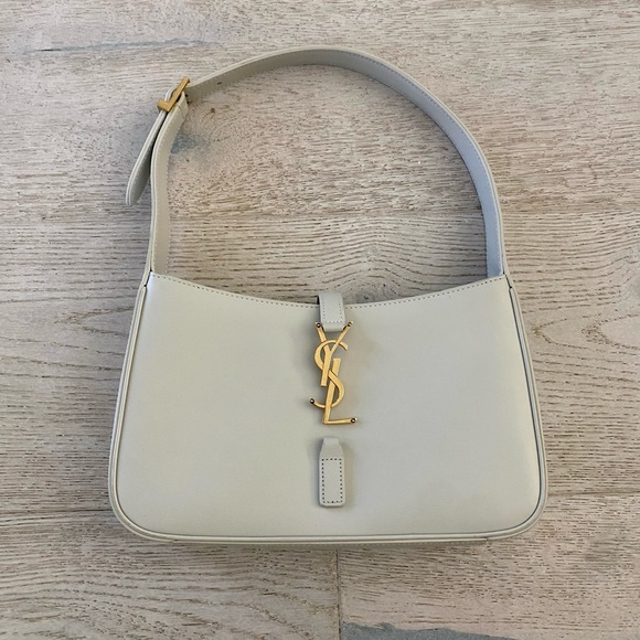Saint Laurent 5 a 7 Hobo Bag - Picture 2 of 11